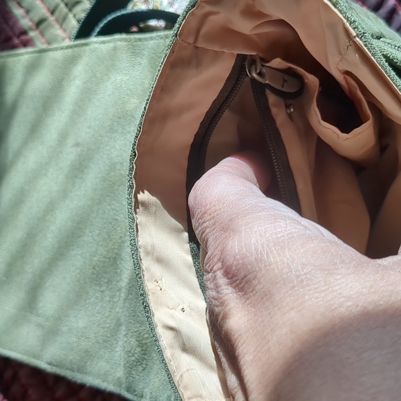 TRAVELON* faux suede sage green crossbody/belt bag w/adj. straps, pouches - Picture 11 of 16